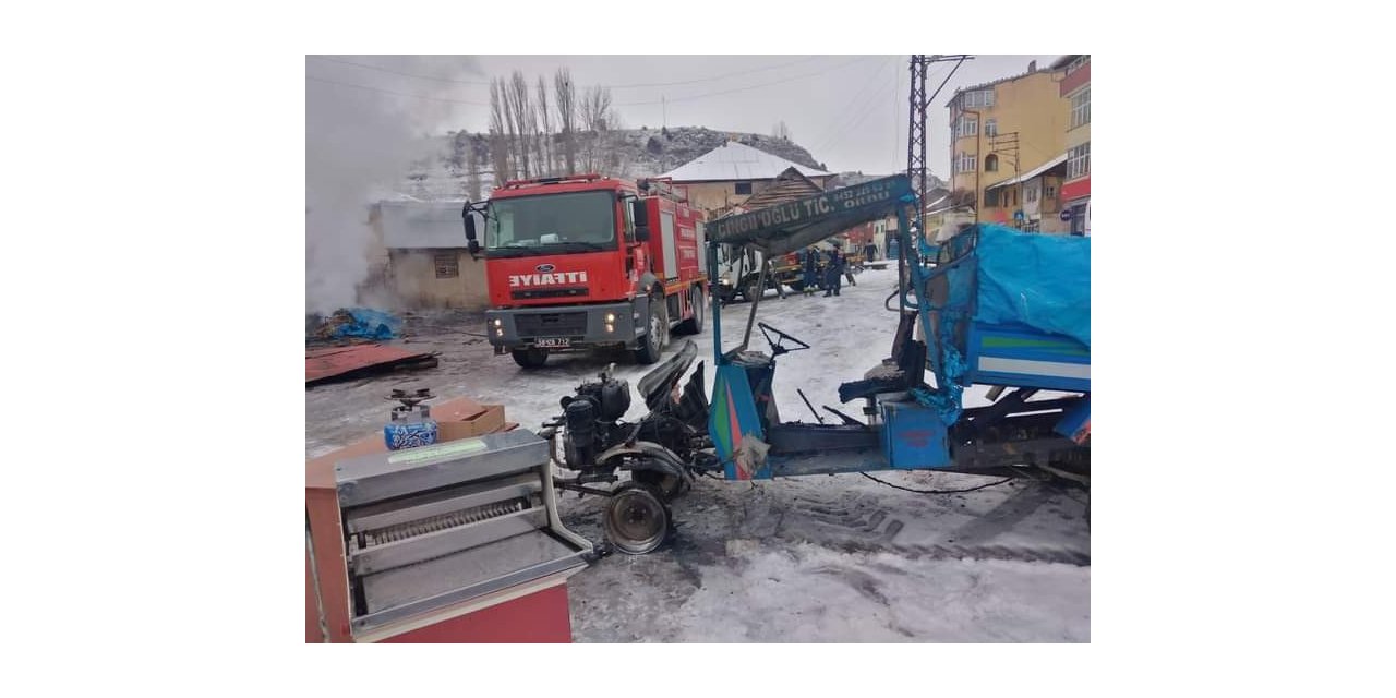 Köy fırını alev alev yandı