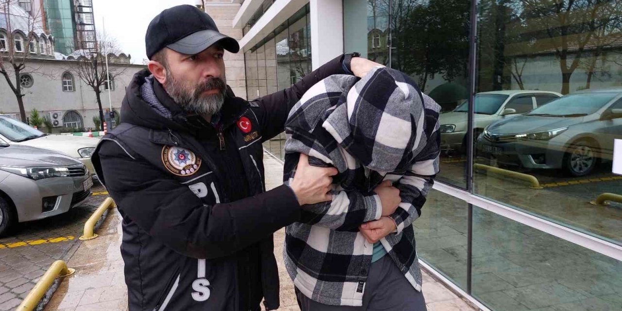 Eski uzman çavuşlar 139 bin 842 adet uyuşturucu hapla yakalandı