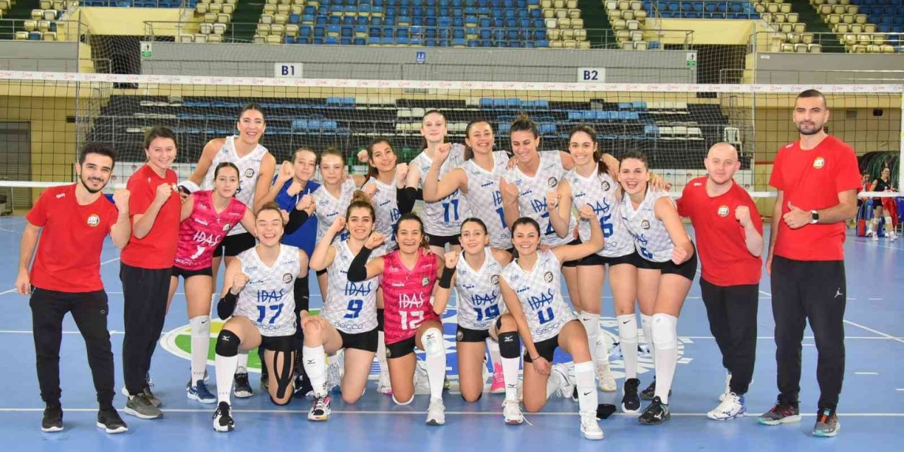 “Bizim Kızlar” 10. haftada Sakarya deplasmanından 3-0’lık galibiyetle döndü