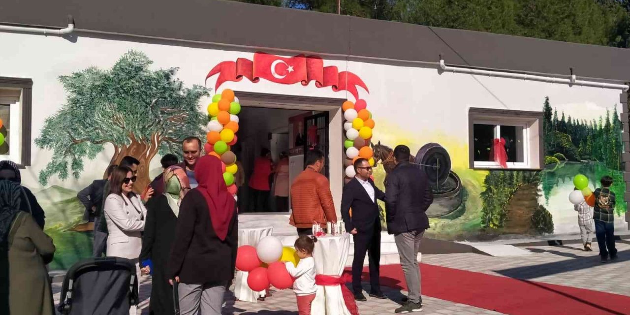 Erzin’de köy ve yaşam merkezi açıldı