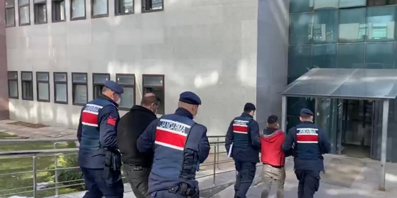 Jandarmanın yakaladığı aranan 25 şahıstan 21’i tutuklandı
