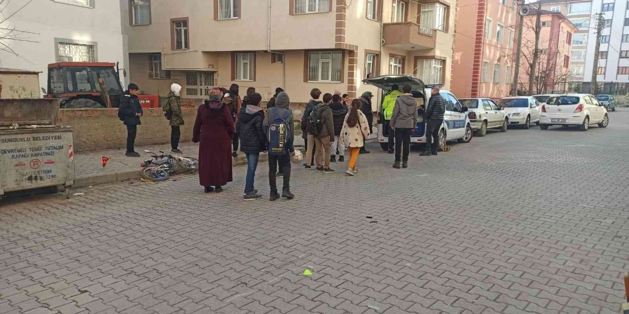 Otomobil bisiklete çarptı: 1 yaralı