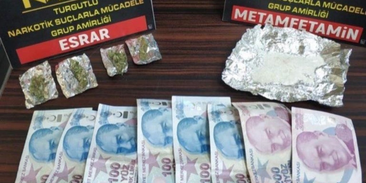 Manisa’da durdurulan şahsın üzerinden uyuşturucu çıktı