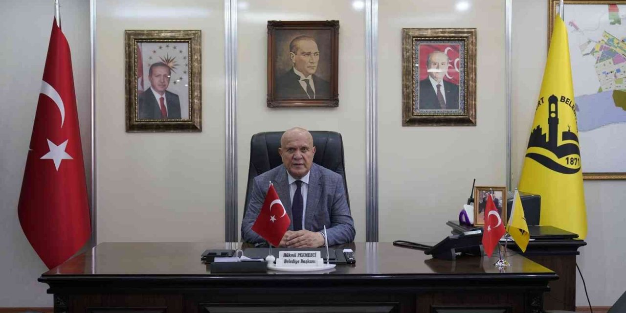 Başkan Pekmezci: "Gazetecilik, fedakarlığıyla icrası zor, ülkenin vicdanı olma vasfını elinde bulunduran nadide mesleklerden biridir"