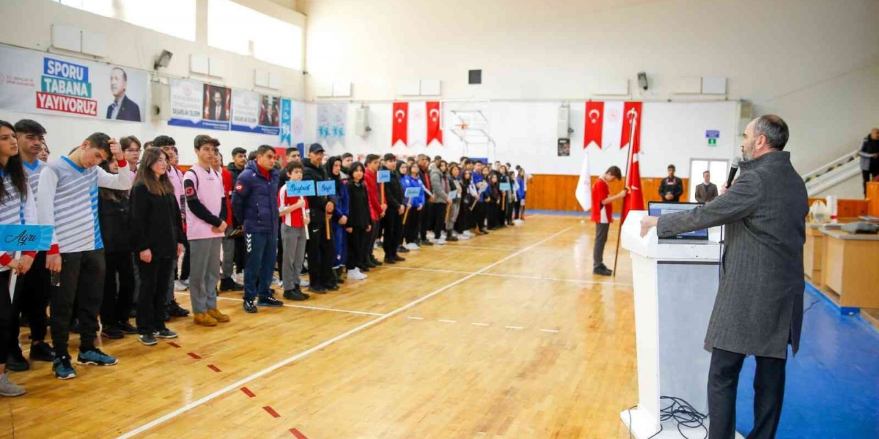 Okul Sporları Bayburt Bölge Şampiyonası başladı