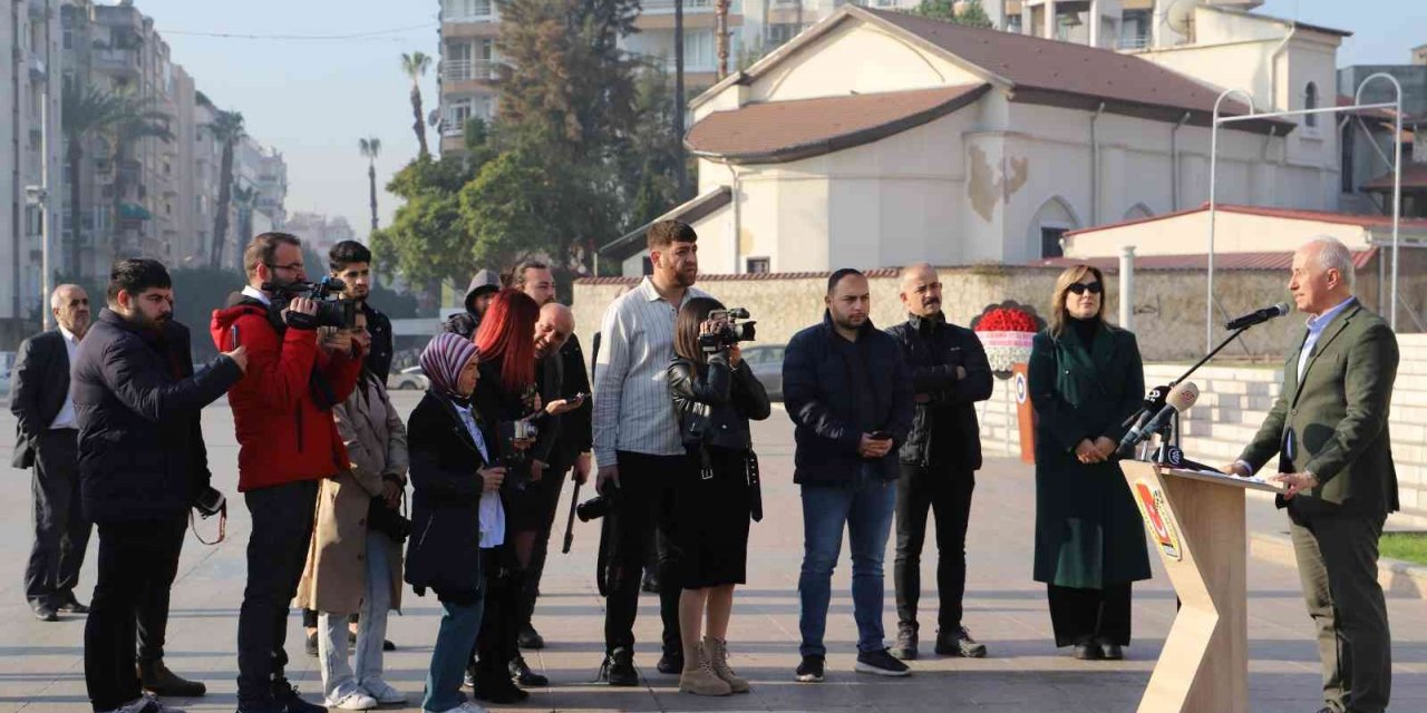 Mersin’de 10 Ocak Çalışan Gazeteciler Günü kutlandı