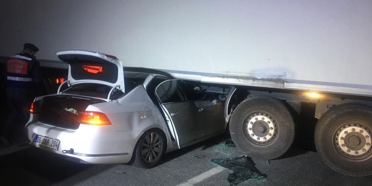 Emekli emniyet müdürü ve oğlunun hayatını kaybettiği kazada tır şoförüne 4 yıl 7 ay hapis