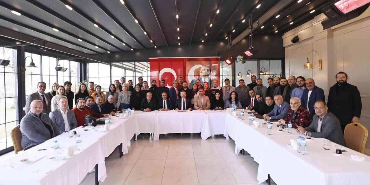 Vali Aksoy, gazeteciler ile kahvaltıda buluştu