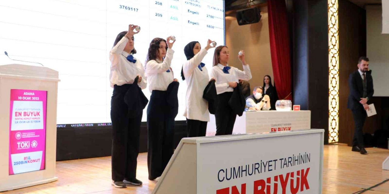 Adana’da 6 bin 356 konut için kuralar çekilmeye başlandı