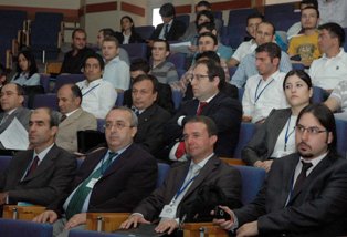 50 bilim adamı 30 bildiri sunuyor