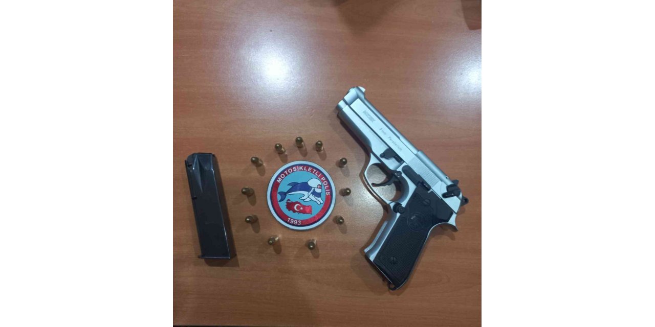 Motosikletli polis timlerinin uygulamaları sürüyor