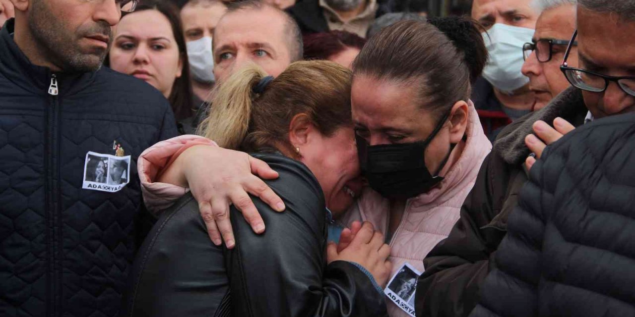 Liseli öğrencilerin ölümüyle sonuçlanan scooter kazasında çocuklarını kaybeden gözü yaşlı aileler en ağır cezayı istedi
