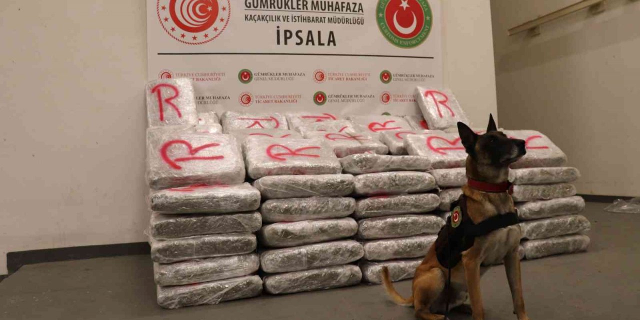 Yunanistan sınırında uyuşturucu tacirlerine darbe