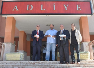 Evren ve cuntacılar için suç duyurusu