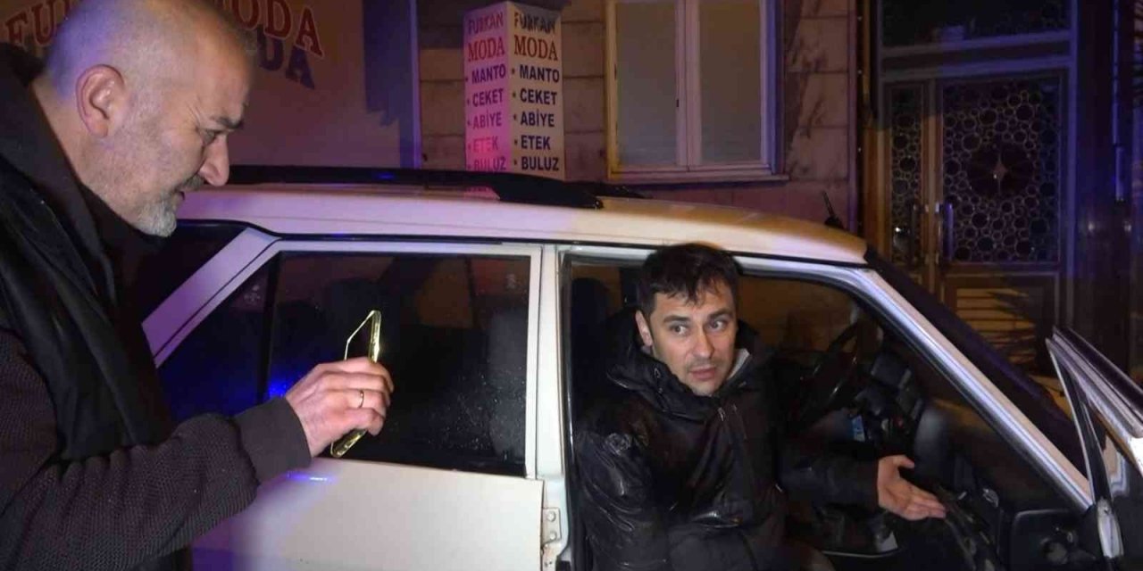 Arabasını çalan hırsıza seslendi ; “Allah belanı versin; gece beni buralara kadar yordun”
