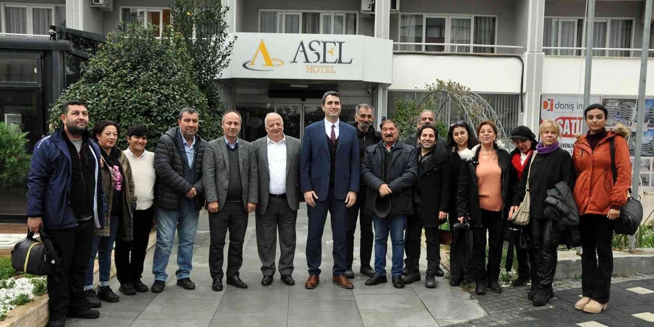 Didim Kaymakamı, ilçedeki basın mensuplarını kahvaltıda ağırladı