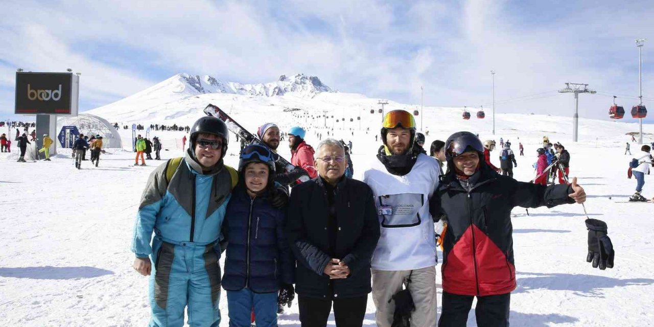 Büyükşehir’in kayak okulu kayıtları devam ediyor