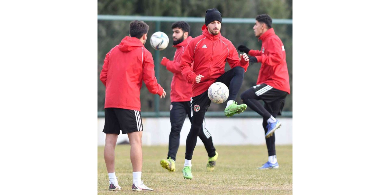 Turgutluspor lider Karaman’ı konuk edecek