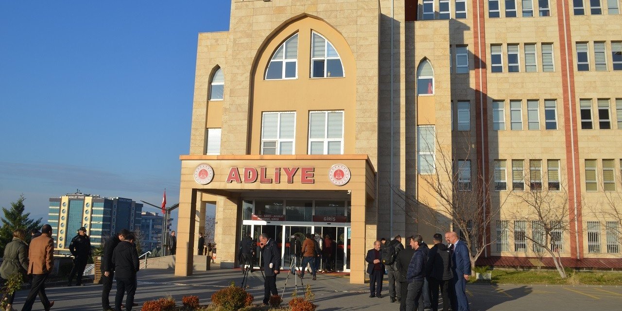 Muhsin Yazıcıoğlu davası ertelendi