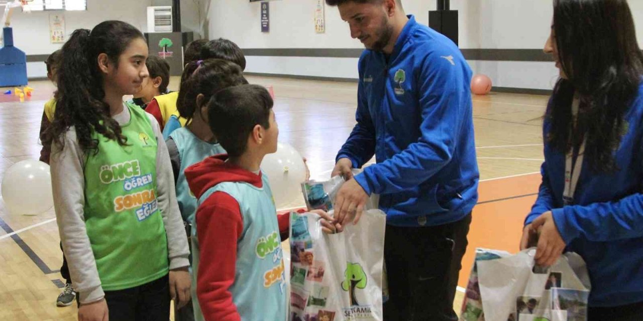 Hem becerilerini test ediyor hem de eğleniyorlar