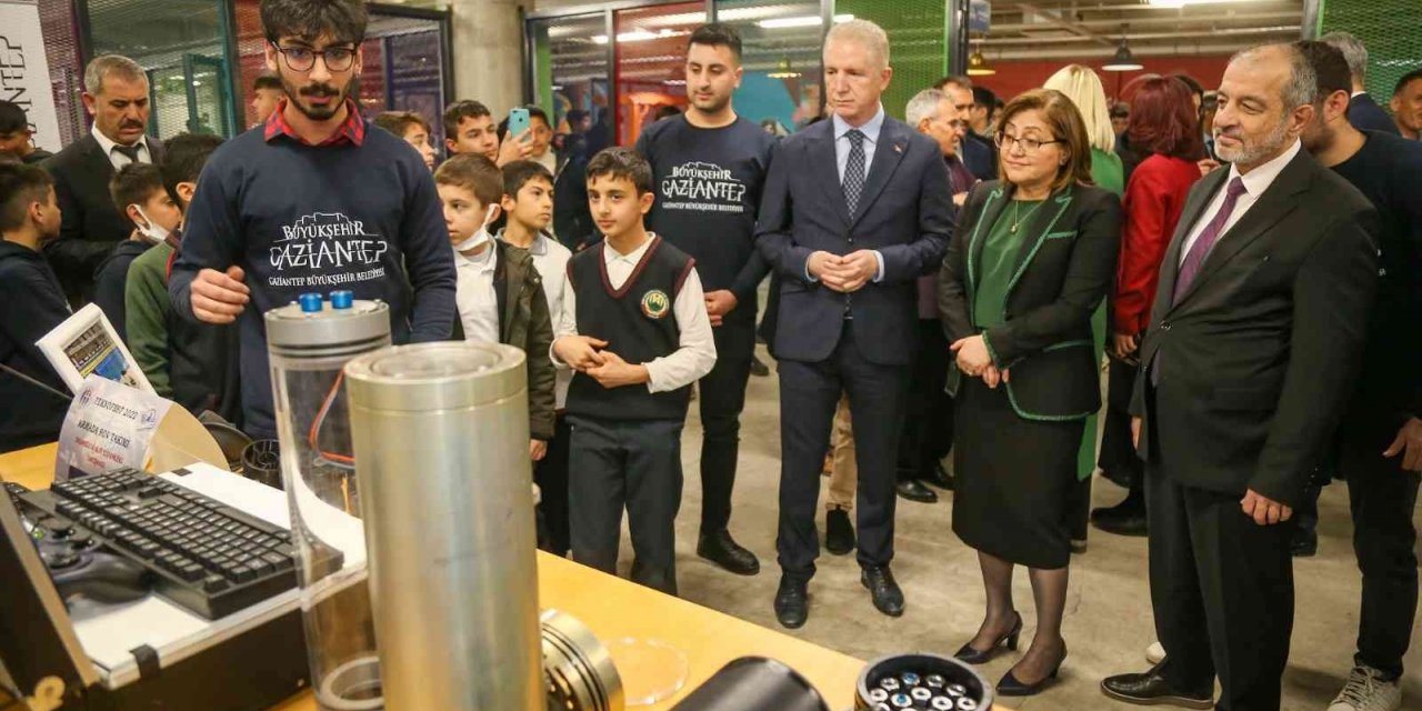 Gençlere fırsatlar sunacak olan Teknogaraj törenle açıldı