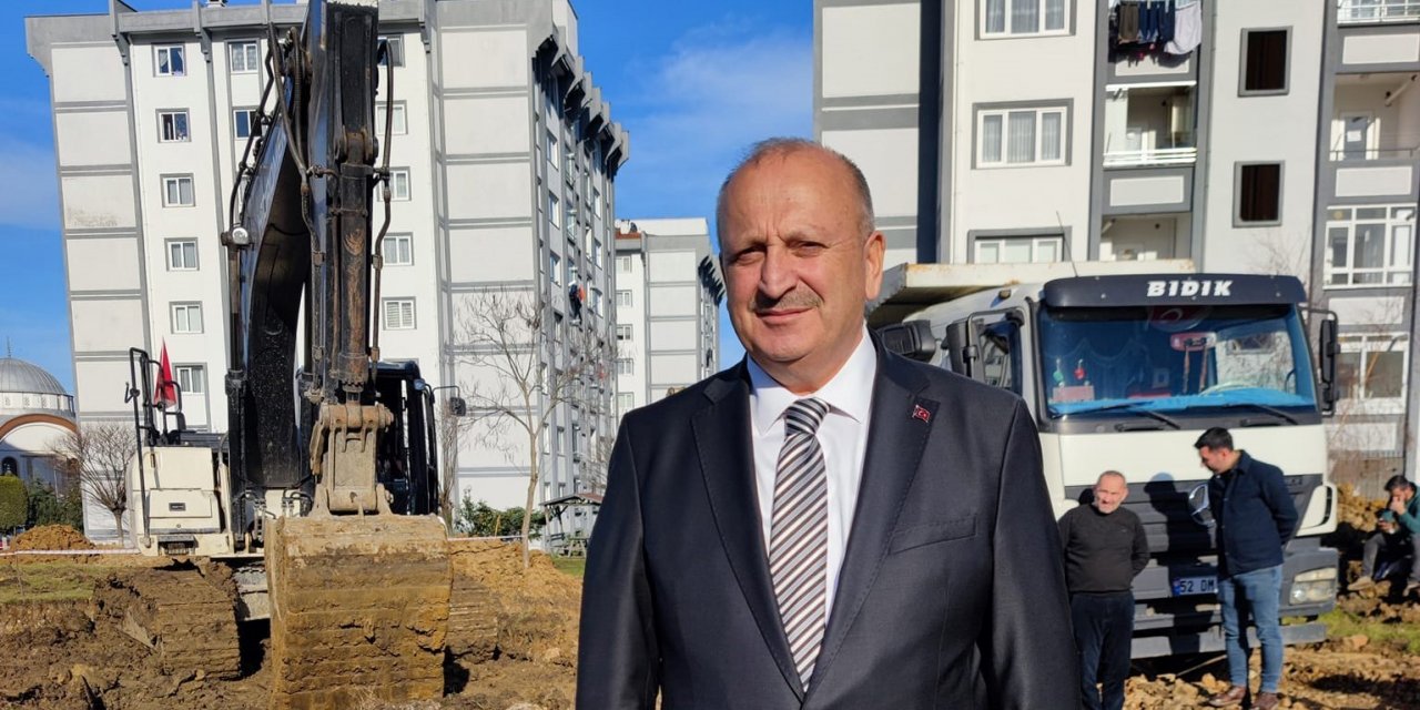 Başkan Tavlı: “Yarı olimpik yüzme havuzunu 4 ayda tamamlayacağız”