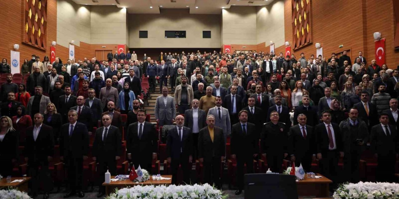MHP’li Ersoy: “Türkiye’nin başını kaldırmasına tahammül edemiyorlar”