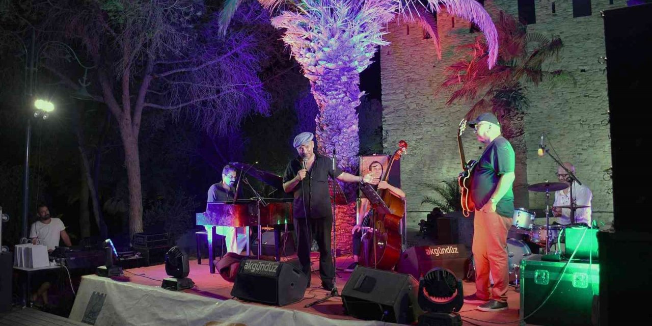 Kuşadası 2022’de sanatla güzelleşti