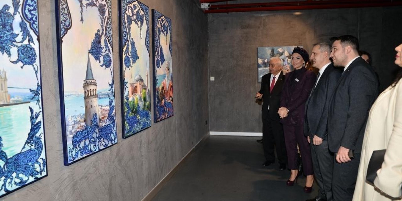 Üsküdar’da “Alem-i Şuhud” resim sergisi sanatseverlerle buluştu