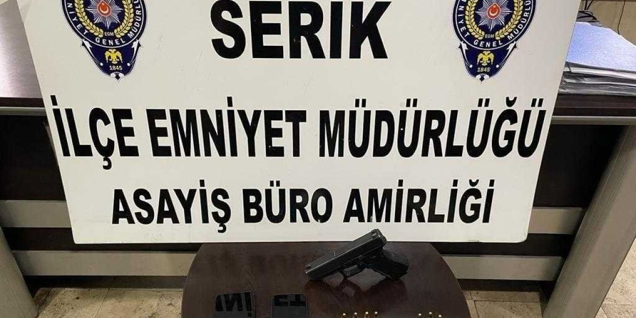 Antalya’da 2 kişiyi yaralayan, 1 işyerini kurşunlayan şahıs yakalandı