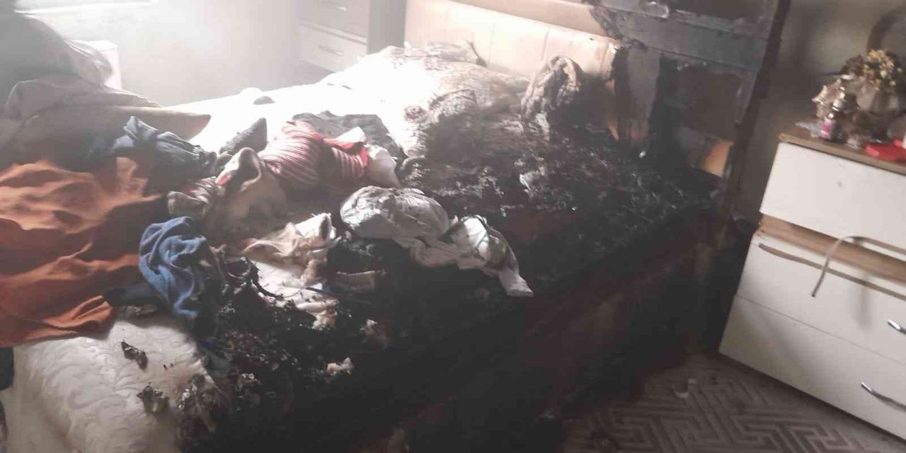 Yangında dumandan etkilenen çocuk hastaneye kaldırıldı