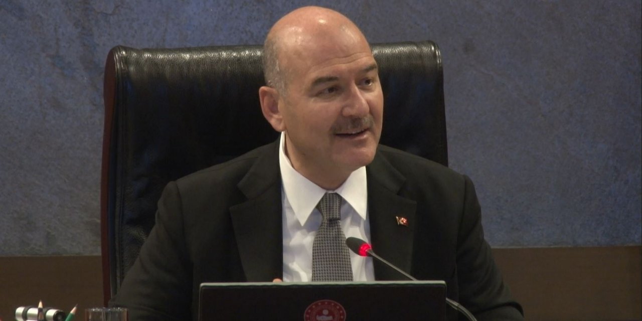 Bakan Soylu: “Sahil Güvenlik Teşkilatı 2022’de 126 teröristi denizden kaçarken yakalamıştır”