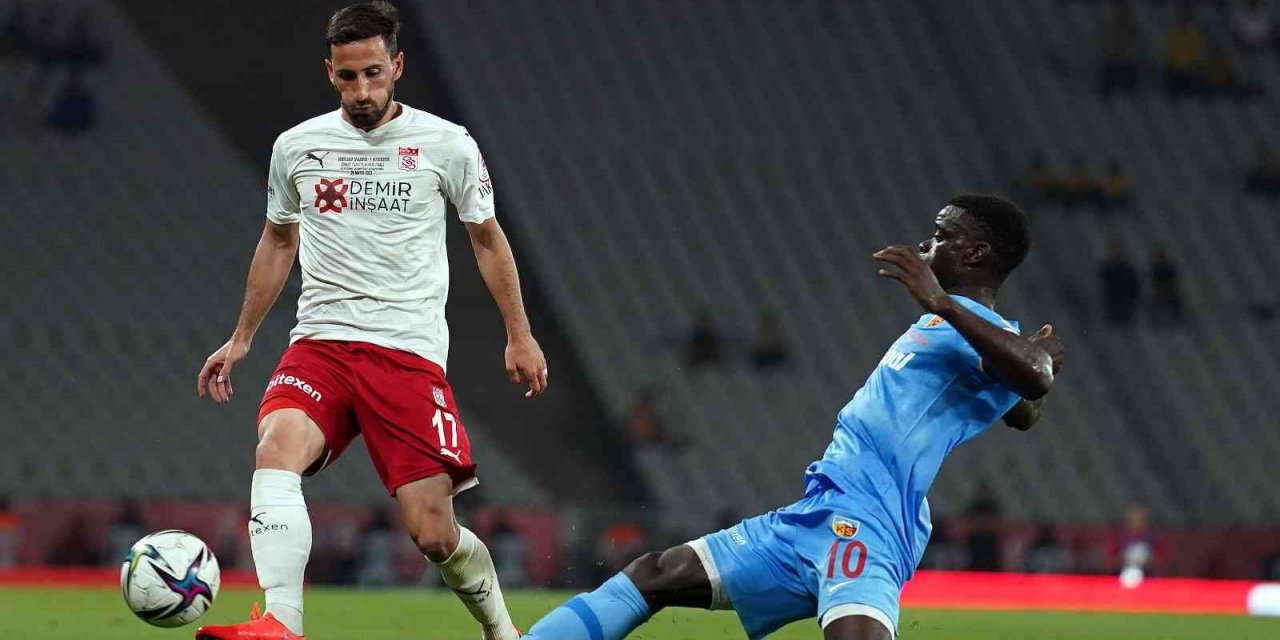 Kayserispor-Sivasspor maçının saati değişti!