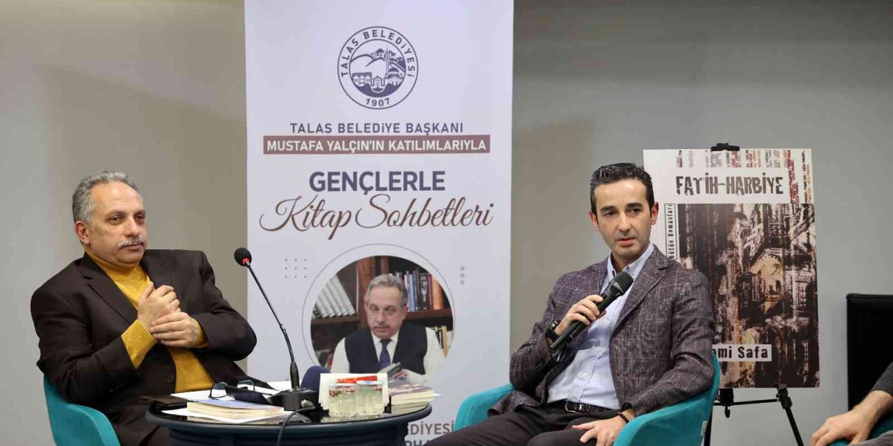 Gençlerle kitap sohbetleri yeni yılda da devam