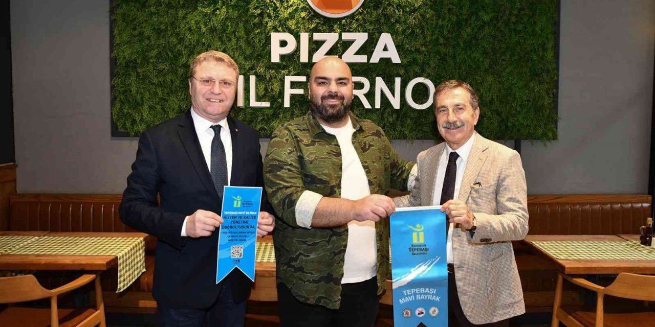 Tepebaşı’nda 13 işletme daha mavi bayrak almaya hak kazandı