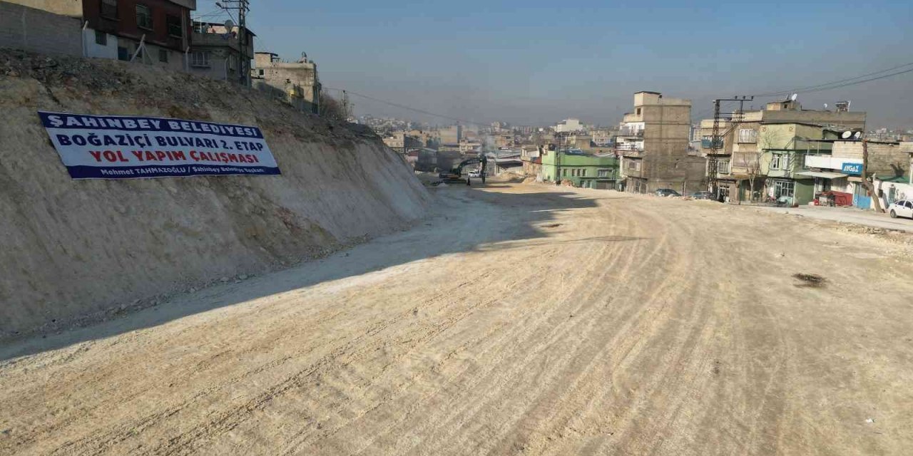 Yeni bulvar için 243 bina yıkıldı