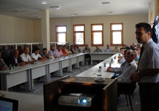 Karapınar hizmete doyuyor