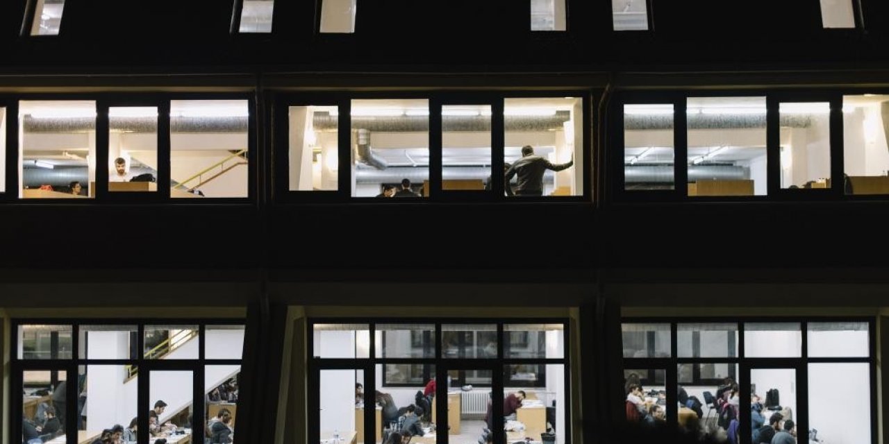 Sömestri öncesi kütüphane yoğunluğu