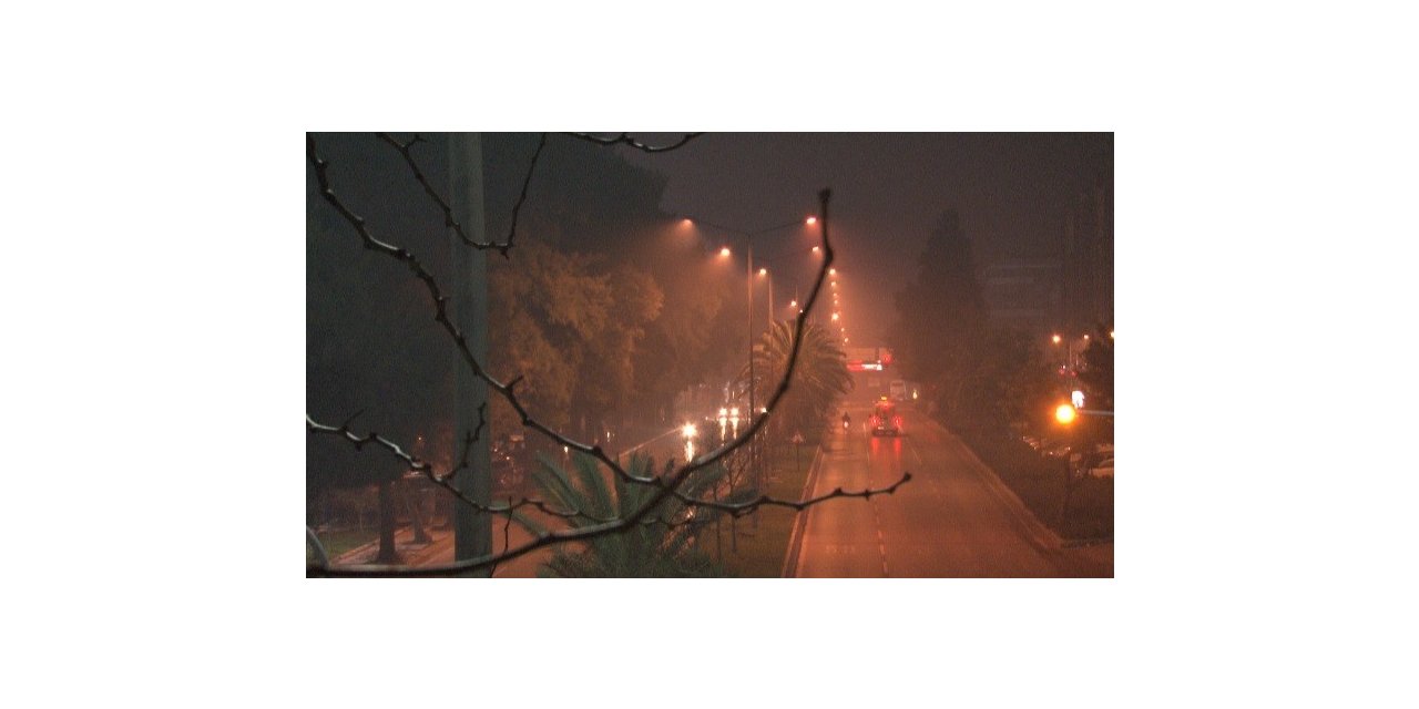 İzmir’de hava kirliliği alarm veriyor: Dumanlar şehri kapladı