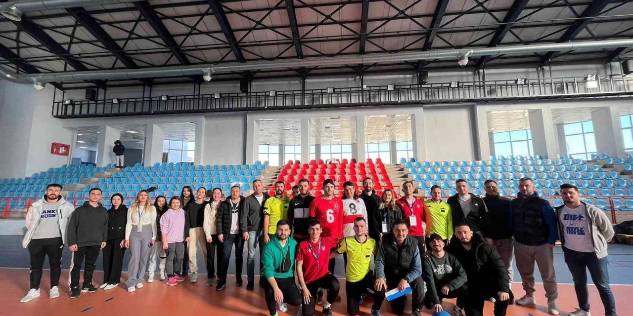 Milli sporculardan öğrencilerin farkındalık etkinliğine destek