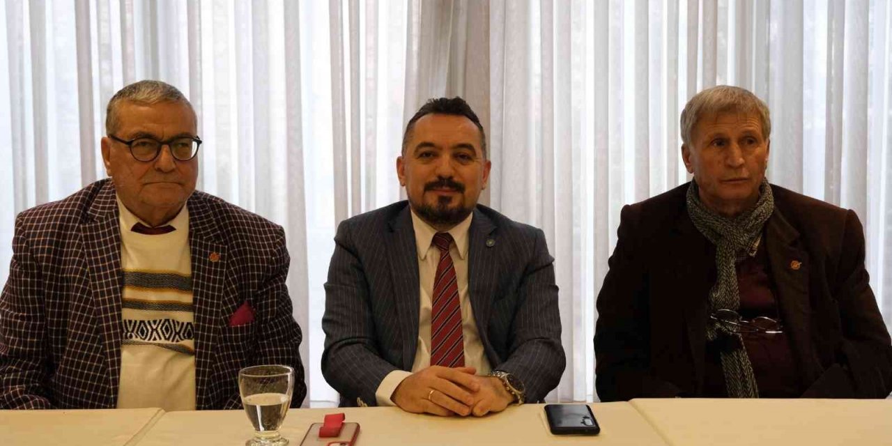 İYİ Partili Eryılmaz milletvekilliği için yeşil ışık yaktı