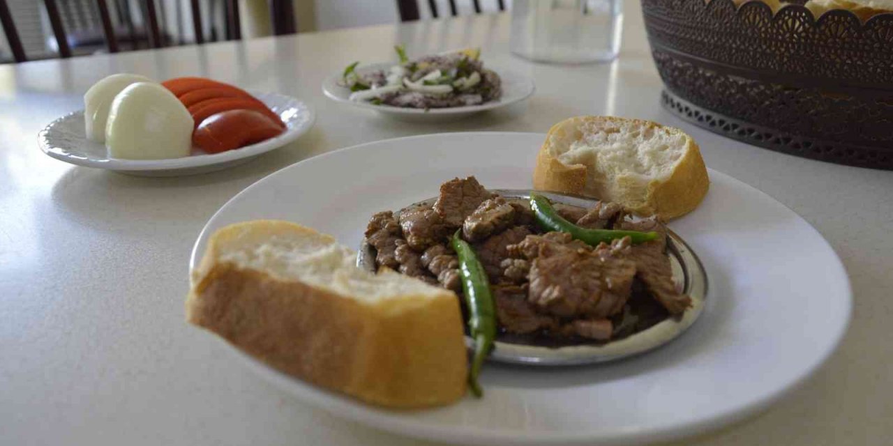 7 Saniyede Pişen Gölhisar Kavurması tescillendi