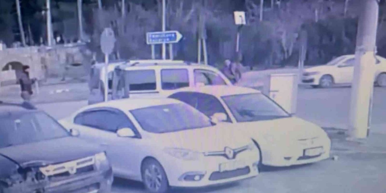 Trafikte husumetlisine böyle kurşun yağdırdı