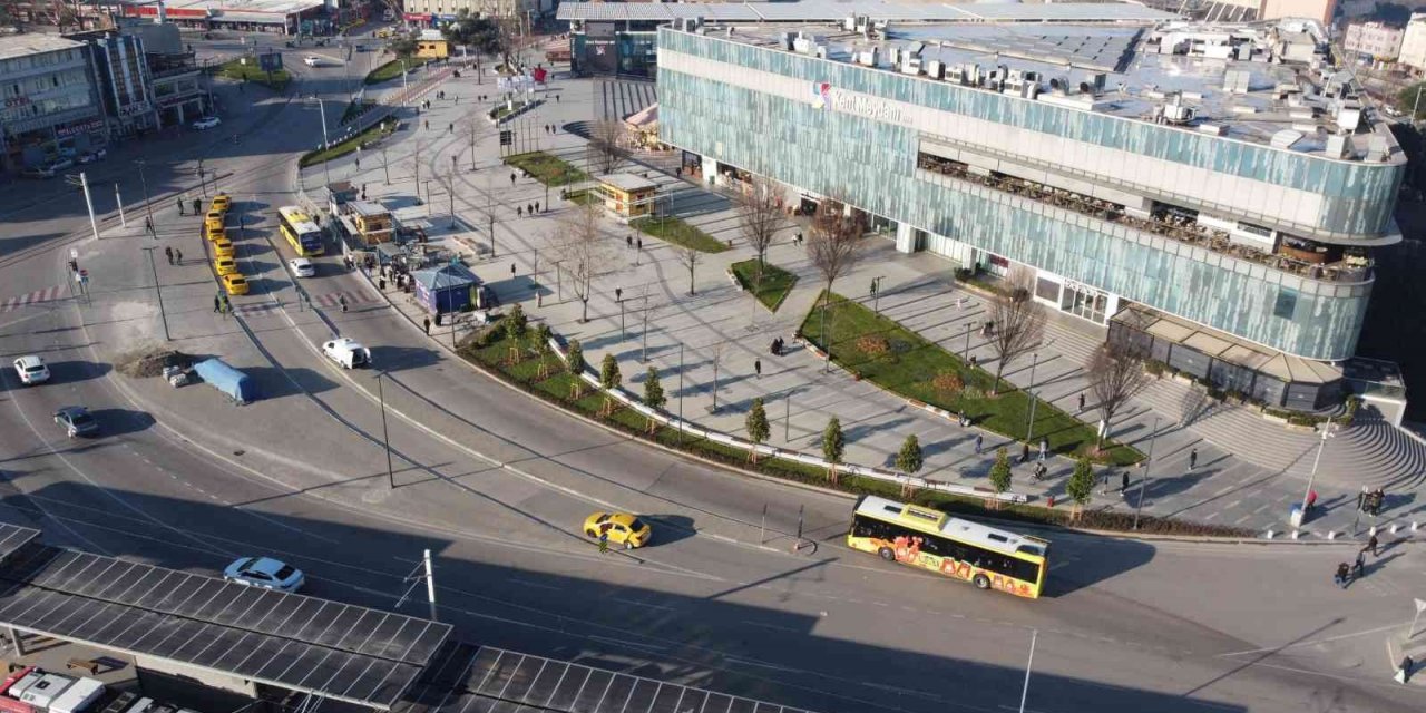 Kent Meydanı Bursa’ya yakıştı