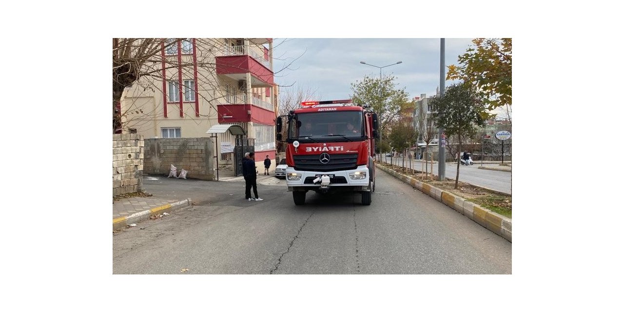 Odunlukta çıkan yangın korkuttu