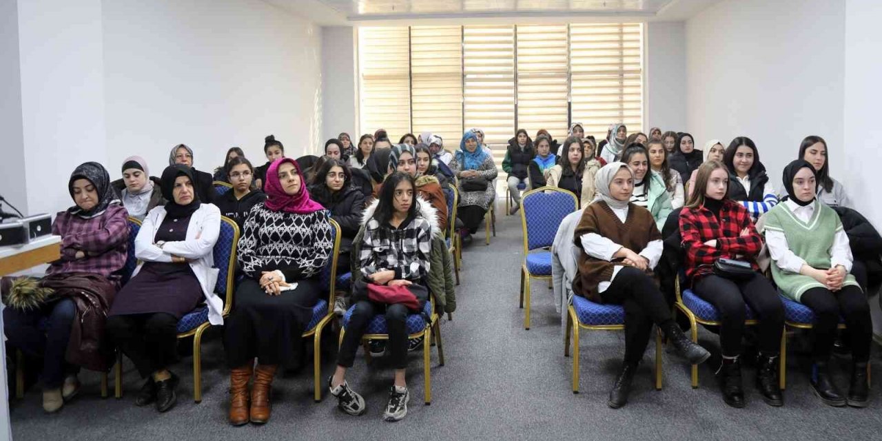 Elazığ’da ’Kariyer Günleri’ başladı