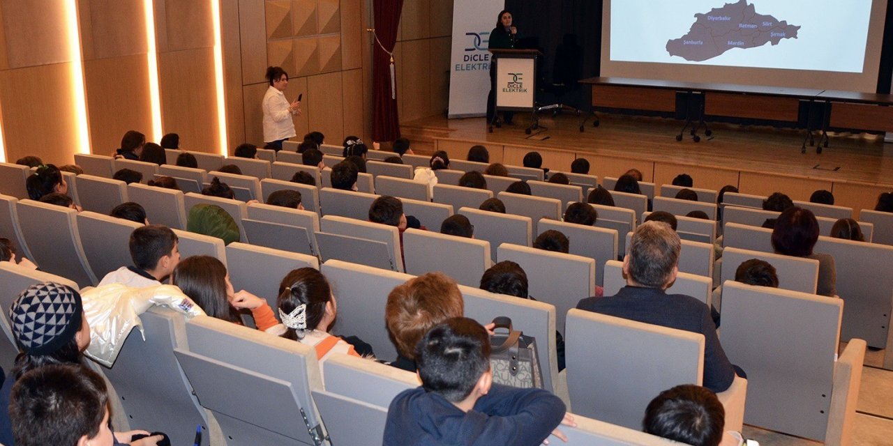 Dicle Elektrik, öğrencilere enerji tasarrufunu anlattı
