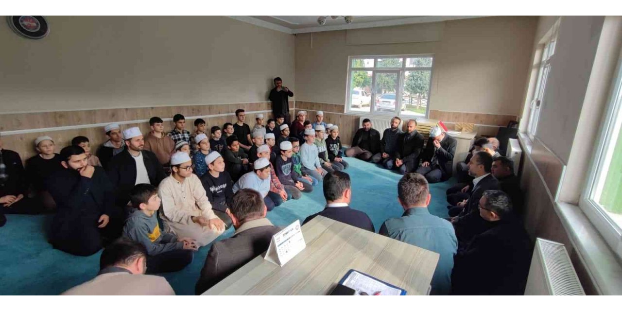 Hafızlık eğitimi alan öğrencileri unutmadılar