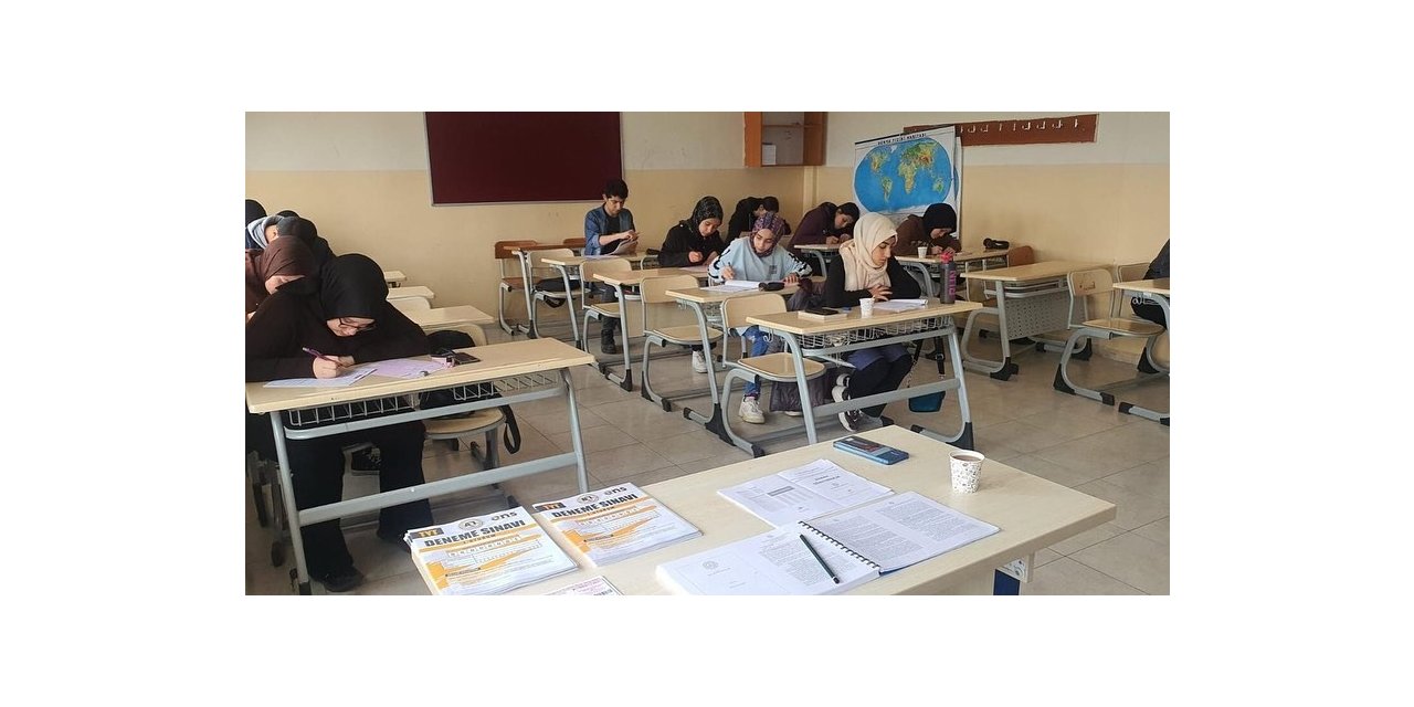 Üniversiteye hazırlanan öğrencilere kış kampı düzenlendi