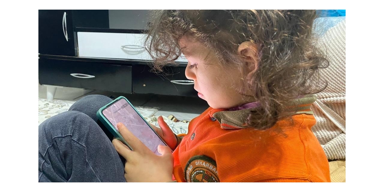 Uzmanı uyardı: "İlgisiz kalan çocuklar hırçınlaşıyor ve ailelerinden uzaklaşıyor"